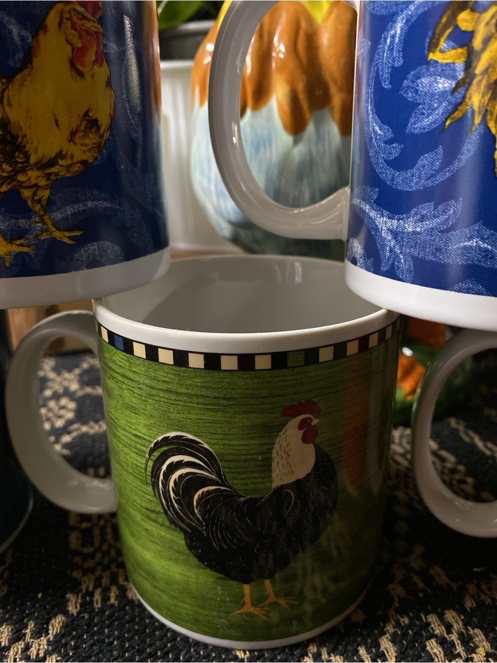 6 SOLD Rooster Themed Ceramic Set of 6 Mugs- Red and Blue - Picture 9 of 13